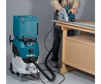 Пылесос строительный Makita VC4210L