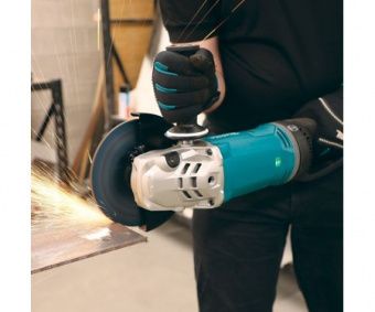 Болгарка УШМ 125 Makita GA7071X1