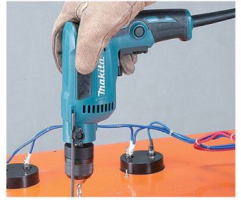 Дрель безударная Makita DP2011