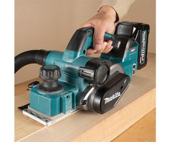 Аккумуляторный рубанок Makita KP 001GZ